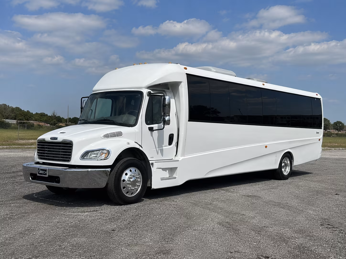 farmington 50 passenger party bus