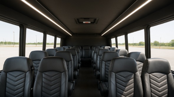 farmington 30 passenger minibus rental